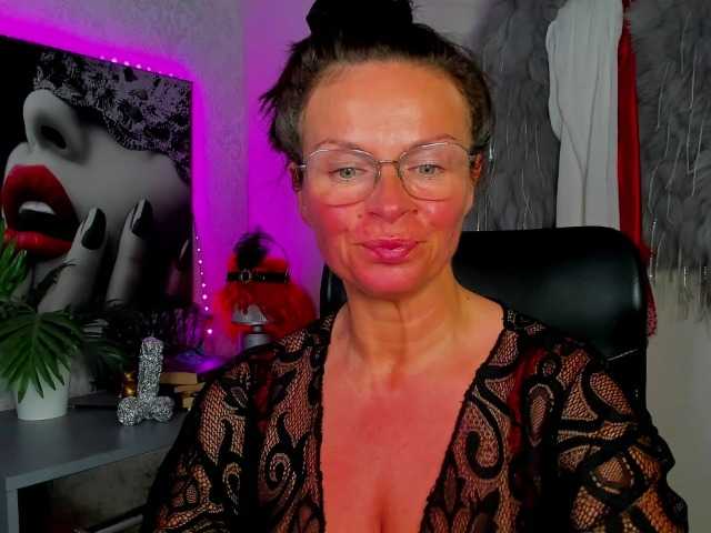 HelenSHOW1