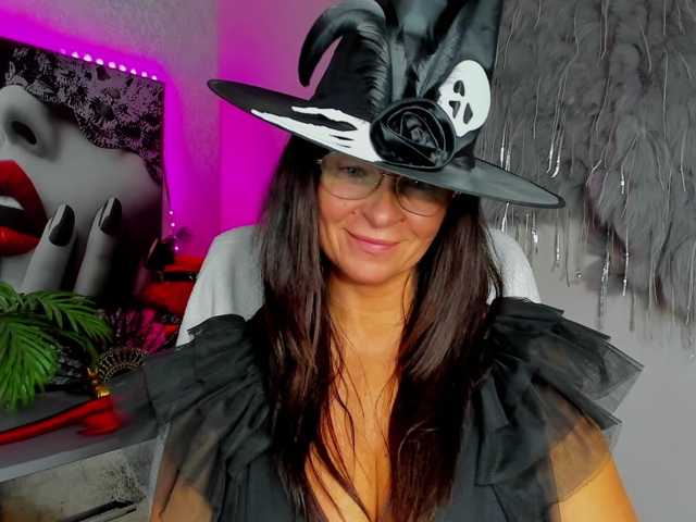 HelenSHOW1