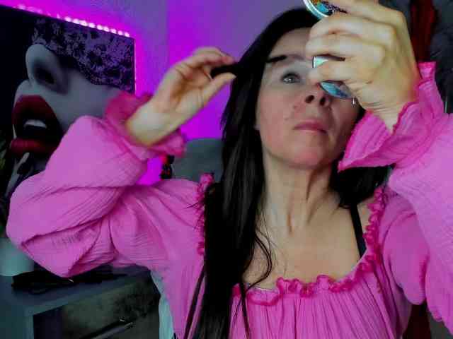 HelenSHOW1 webcam