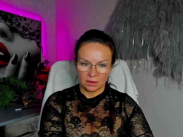 HelenSHOW1