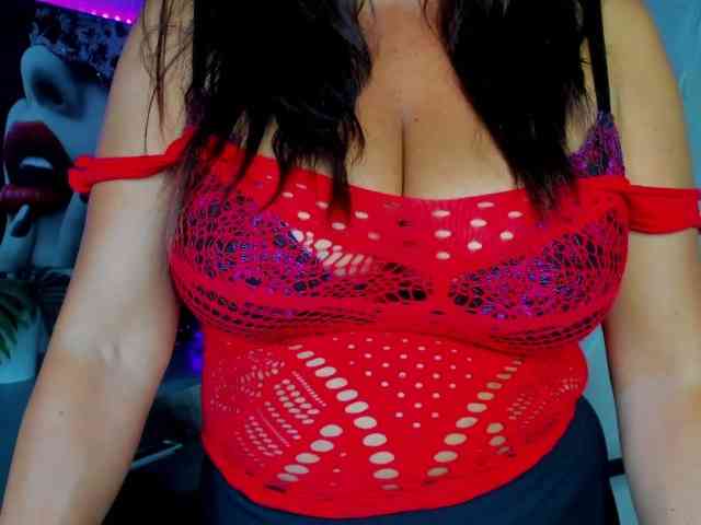 HelenSHOW1 webcam