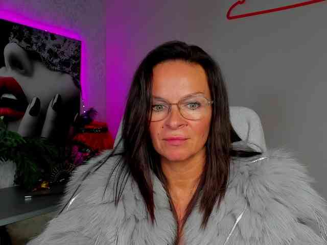 HelenSHOW1