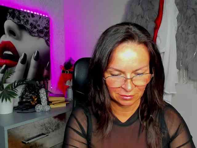 HelenSHOW1