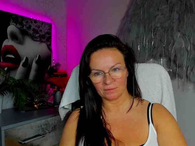 HelenSHOW1