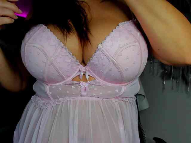 Model: HelenSHOW1