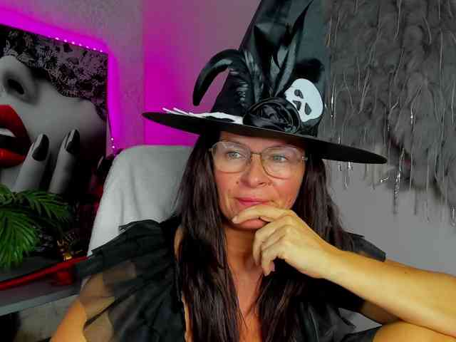 HelenSHOW1