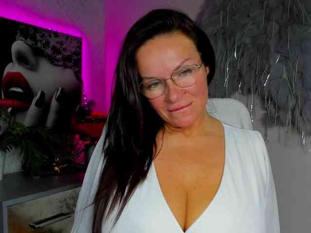 HelenSHOW1