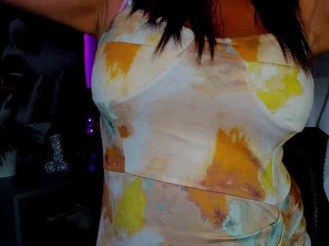 HelenSHOW1 webcam