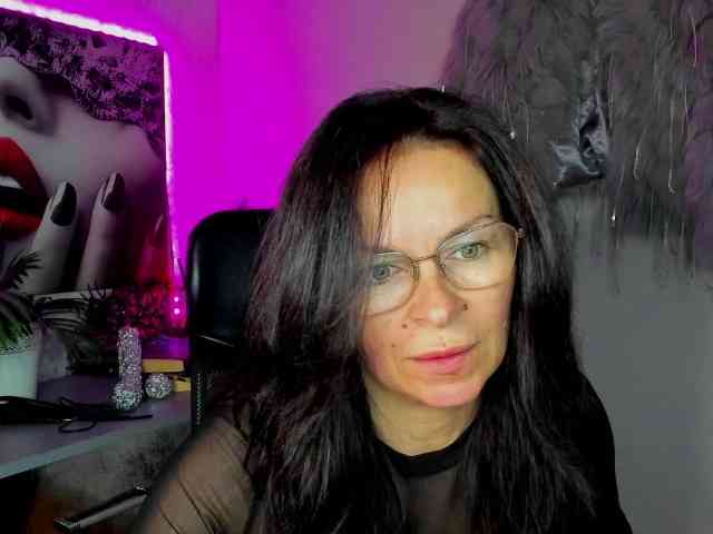 HelenSHOW1 webcam