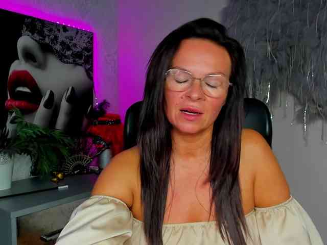 HelenSHOW1