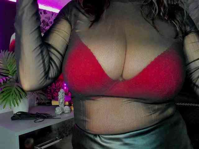 HelenSHOW1 webcam