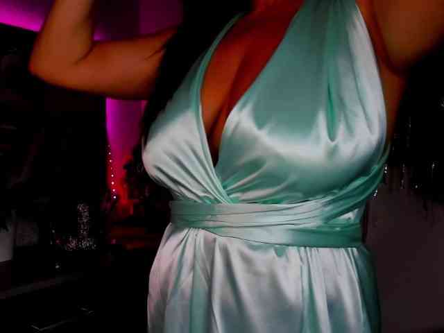 HelenSHOW1 webcam