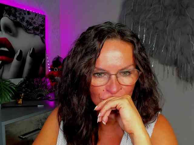 HelenSHOW1