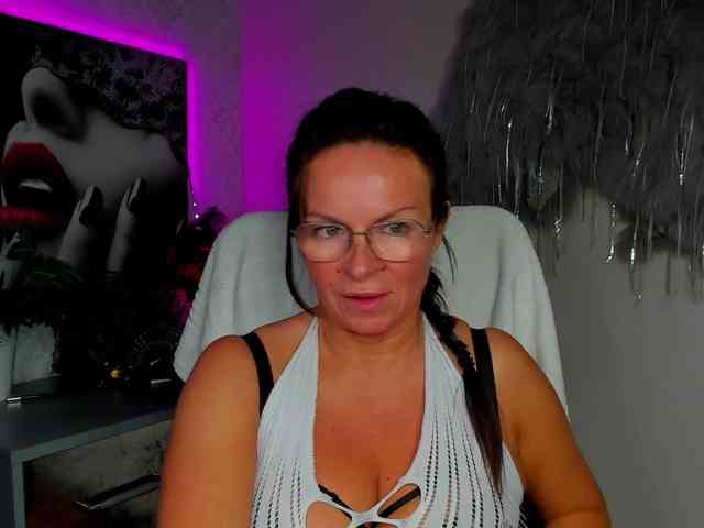 HelenSHOW1