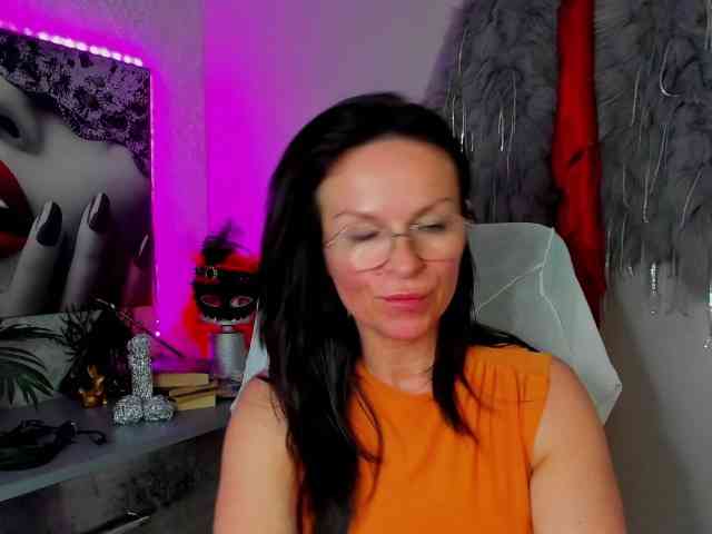 HelenSHOW1