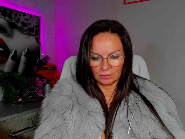 HelenSHOW1
