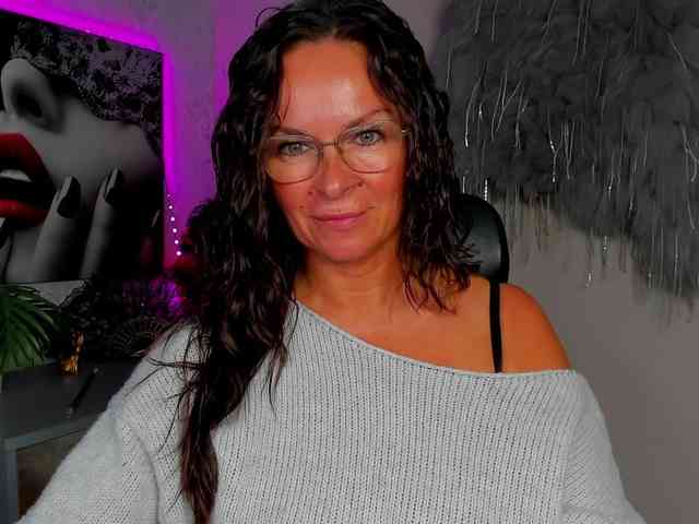HelenSHOW1 HelenSHOW1
