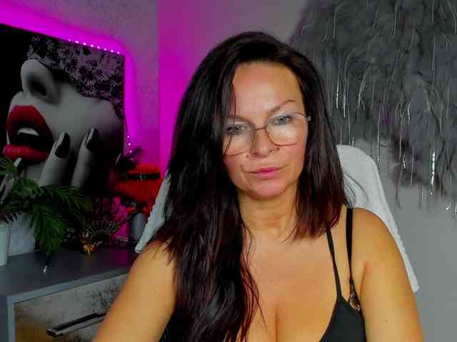 HelenSHOW1