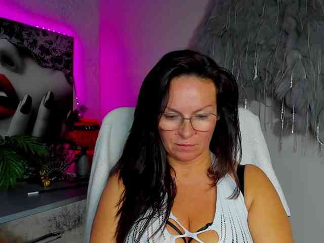 HelenSHOW1