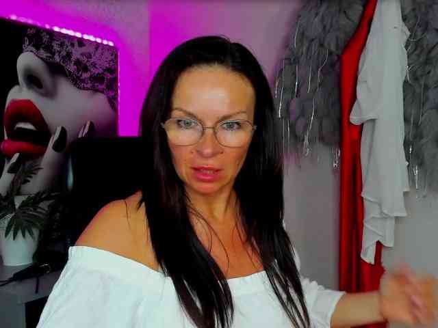 HelenSHOW1