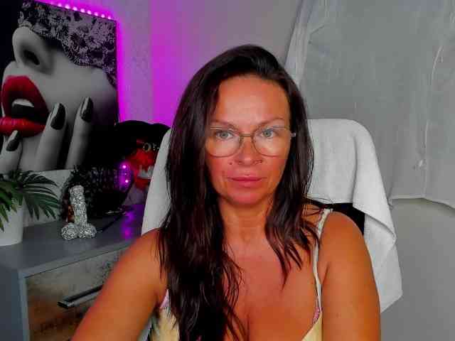 HelenSHOW1 HelenSHOW1