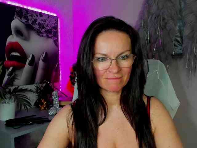 HelenSHOW1