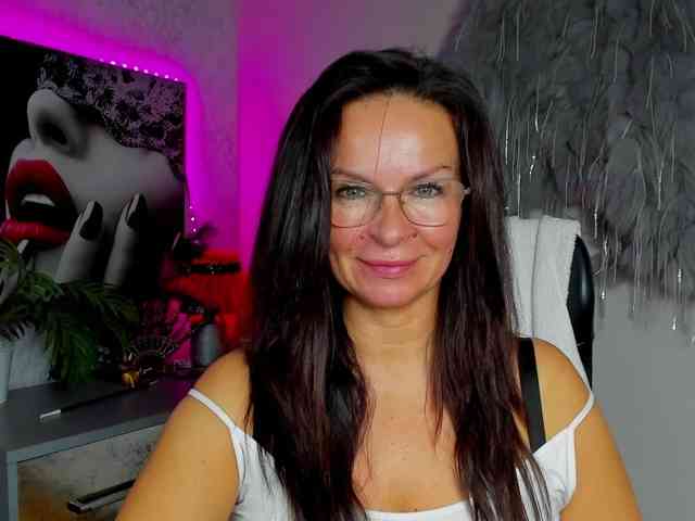HelenSHOW1