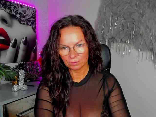 Modelo: HelenSHOW1