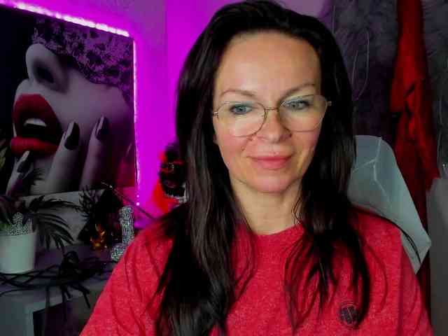 HelenSHOW1 webcam