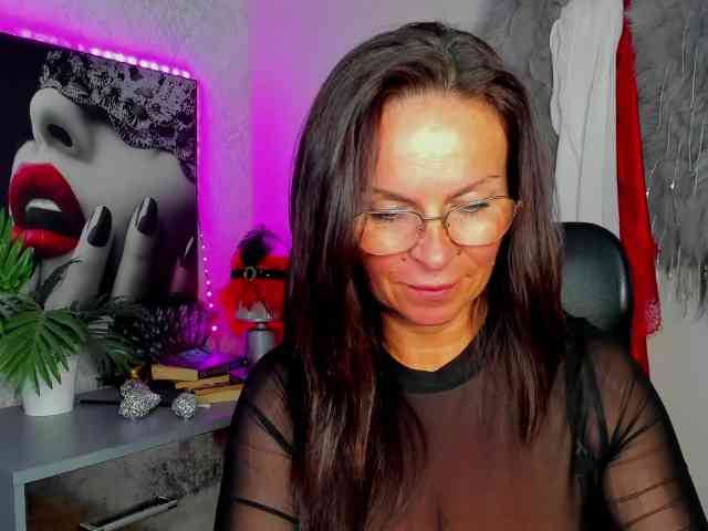 HelenSHOW1