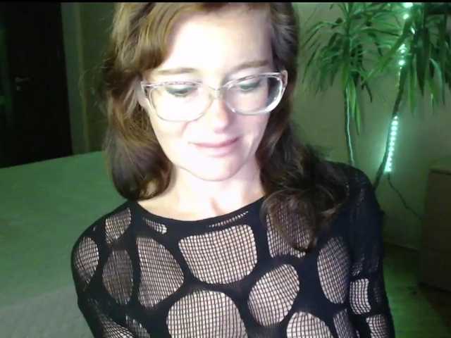 Viorica live cam on BongaCams