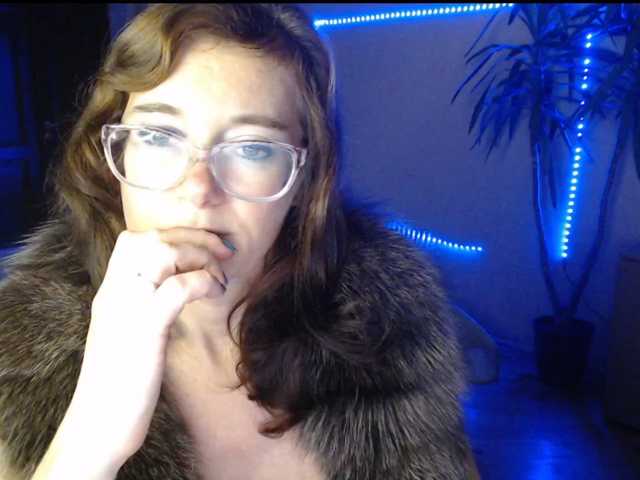 VioricaRoss live cam on BongaCams