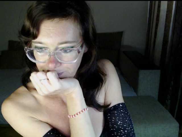 VioricaRoss live cam on BongaCams