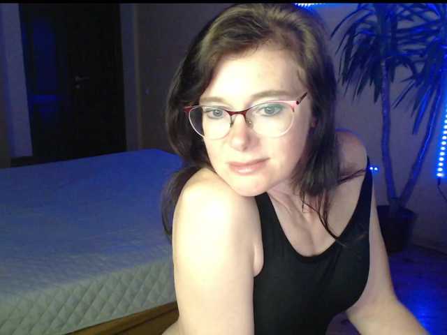 VioricaRoss's BongaCams show and profile