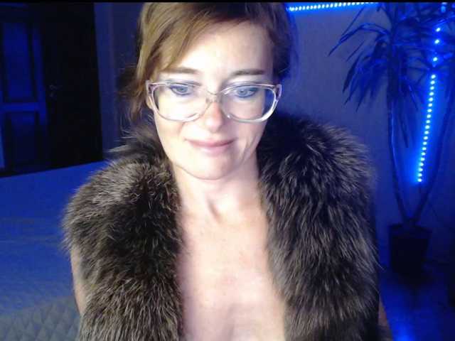 VioricaRoss live cam on BongaCams