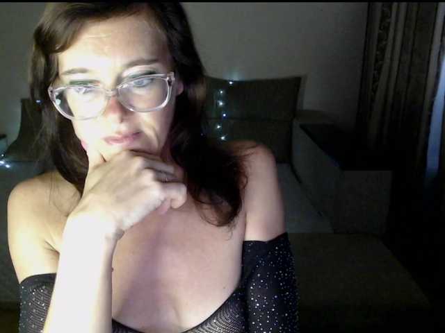 VioricaRoss live cam on BongaCams