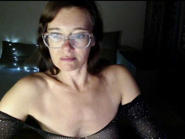 VioricaRoss live cam on BongaCams