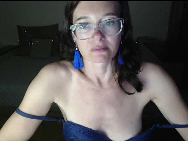 VioricaRoss live cam on BongaCams