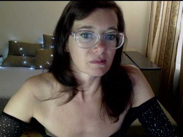 VioricaRoss live cam on BongaCams