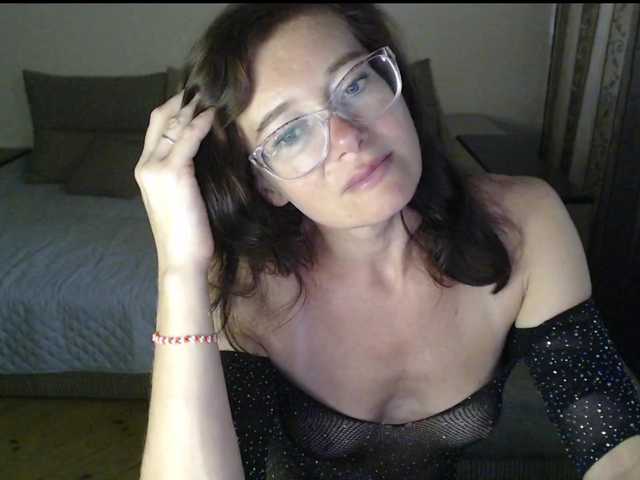 VioricaRoss live cam on BongaCams