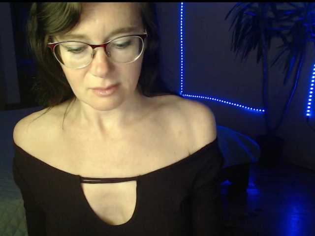 VioricaRoss's BongaCams show and profile