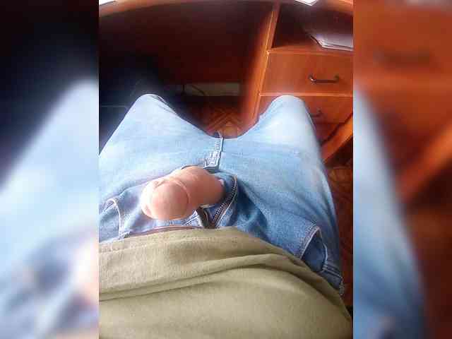Max-1990-1 Live Webcam on BongaCams