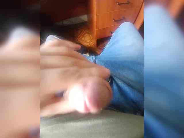 Max-1990-1 Sex Cam Show