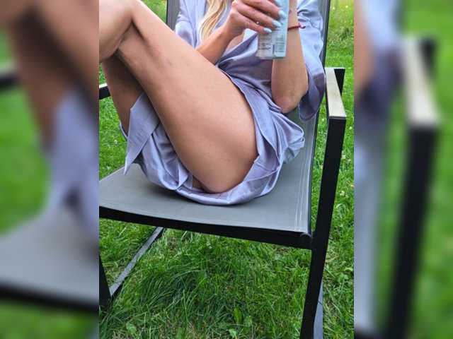 BaditaLuna live webcam show