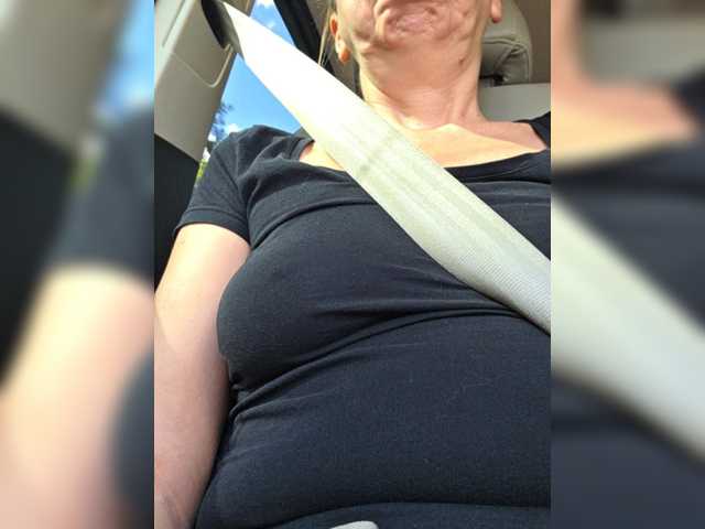 BaditaLuna live cam on BongaCams
