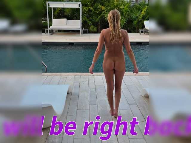 BaditaLuna live cam on BongaCams