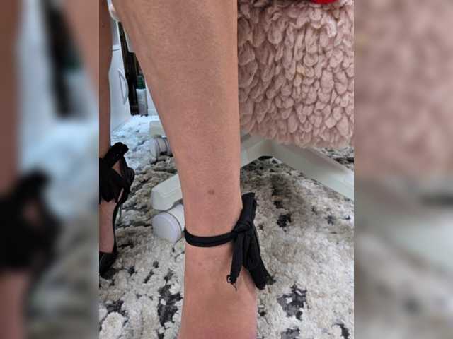 BaditaLuna live cam on BongaCams