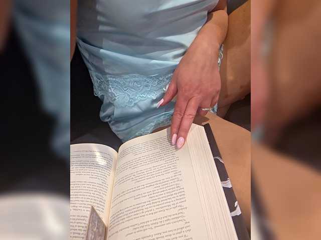 BaditaLuna's BongaCams show and profile