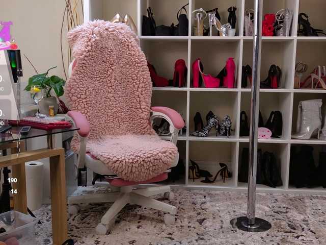 BaditaLuna live cam on BongaCams