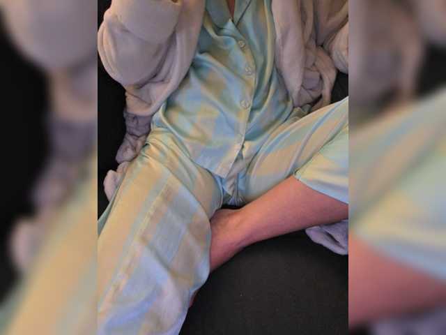 BaditaLuna live cam on BongaCams
